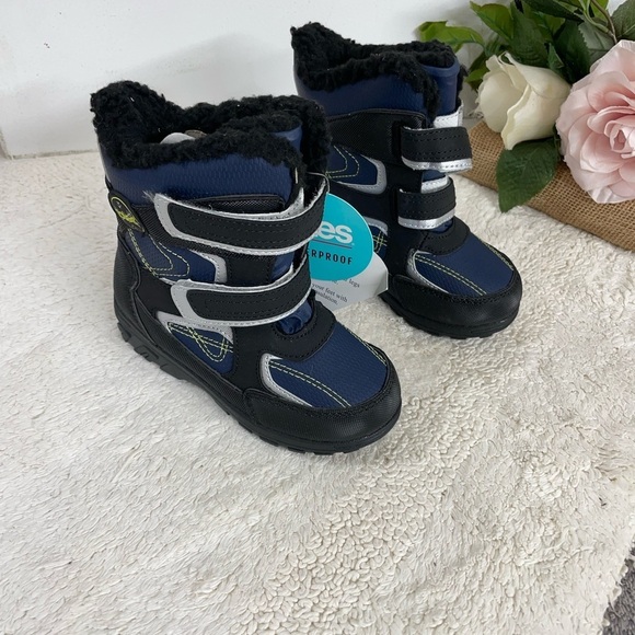Totes snow boots size 10 - Picture 1 of 3